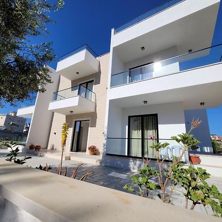 Prestige Hotel Εξαμίλιο Εξωτερικό φωτογραφία