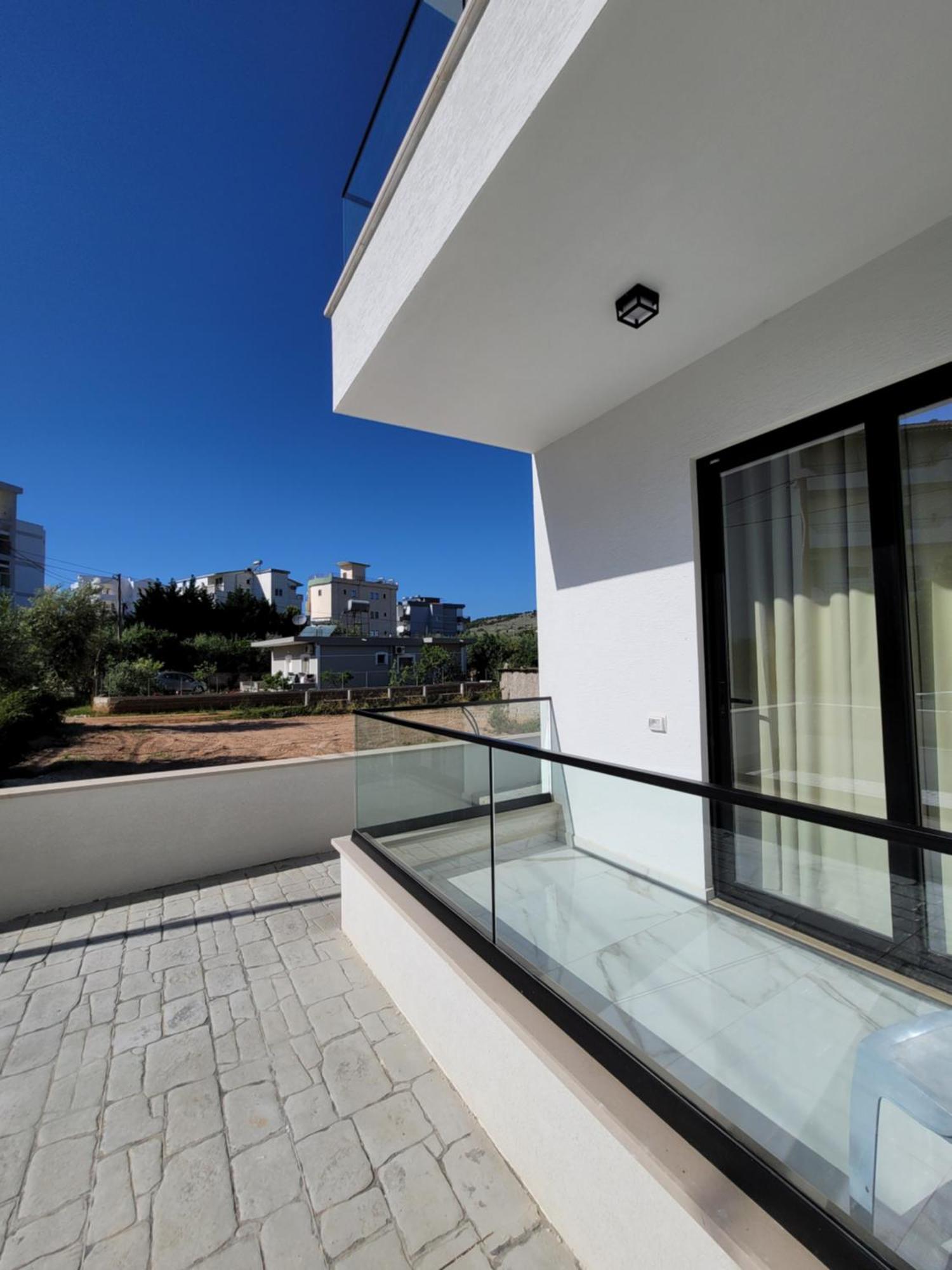Prestige Hotel Εξαμίλιο Εξωτερικό φωτογραφία