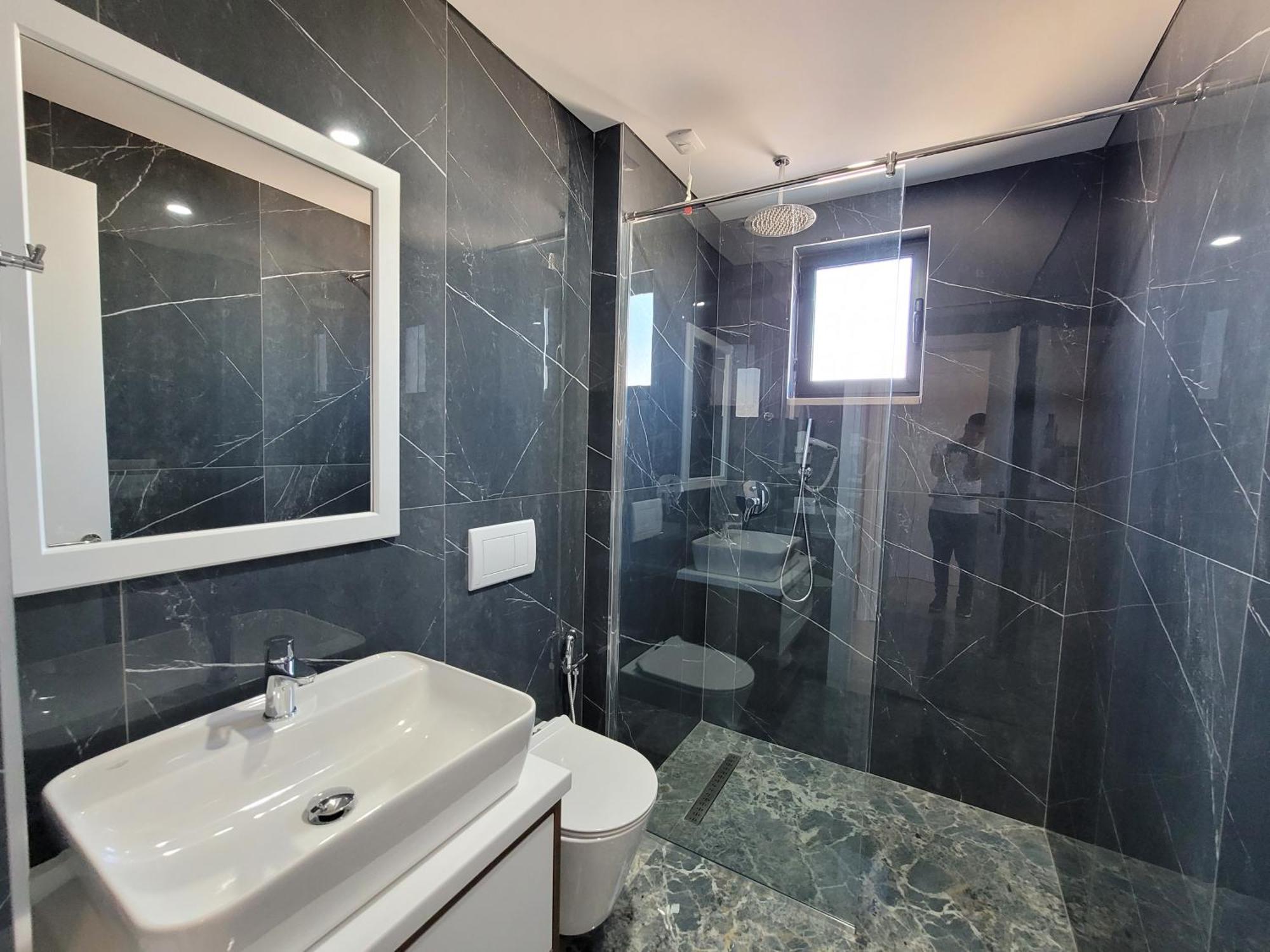 Prestige Hotel Εξαμίλιο Εξωτερικό φωτογραφία